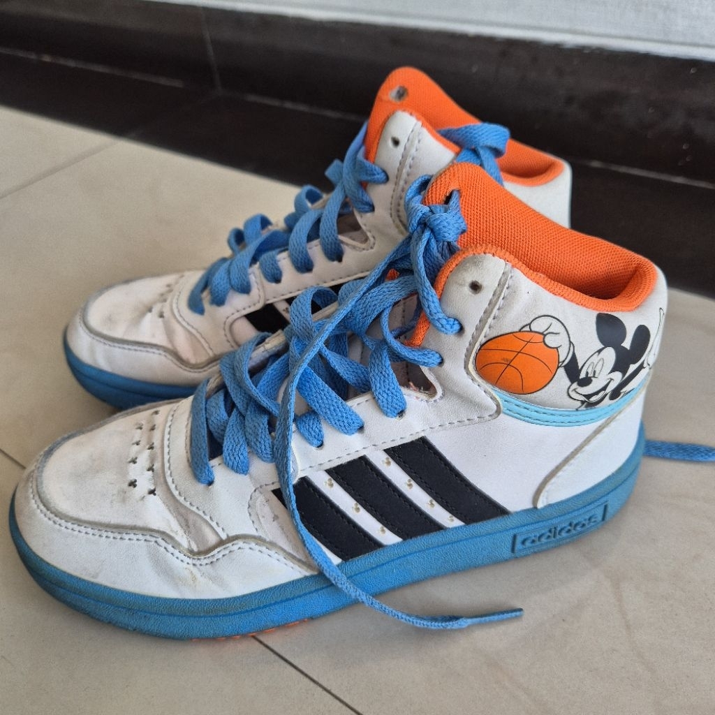 Adidas Kids Mickey Hoops Basketball Shoes (Preloved)