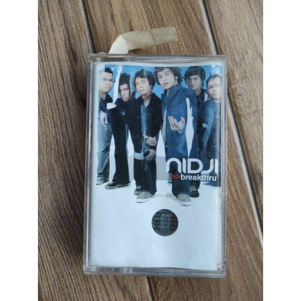 kaset pita NIDJI "breakthru"
