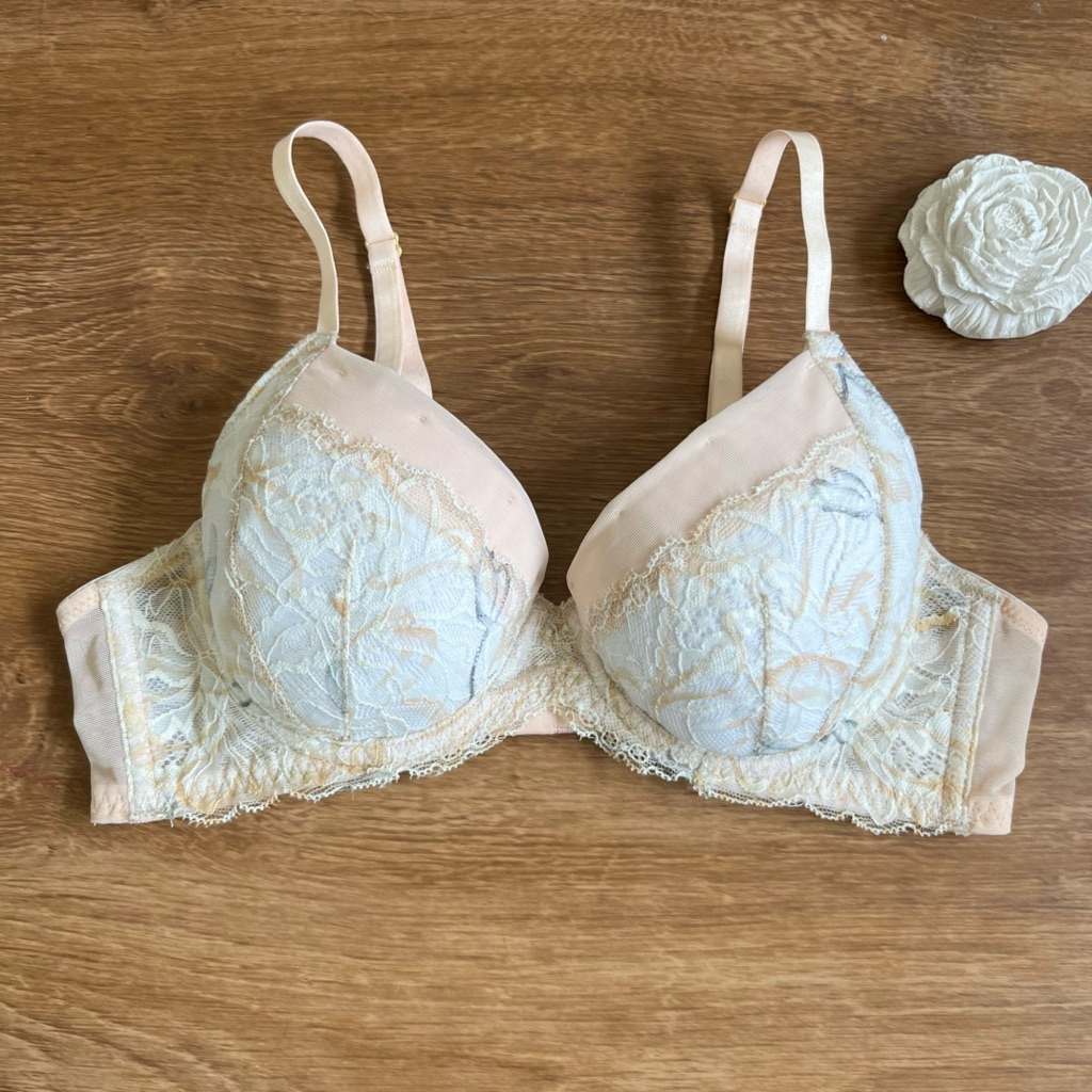 BRANDED BRA BERKAWAT BUSA TIPIS 34B B75 34C C75 BH SISA EXPORT