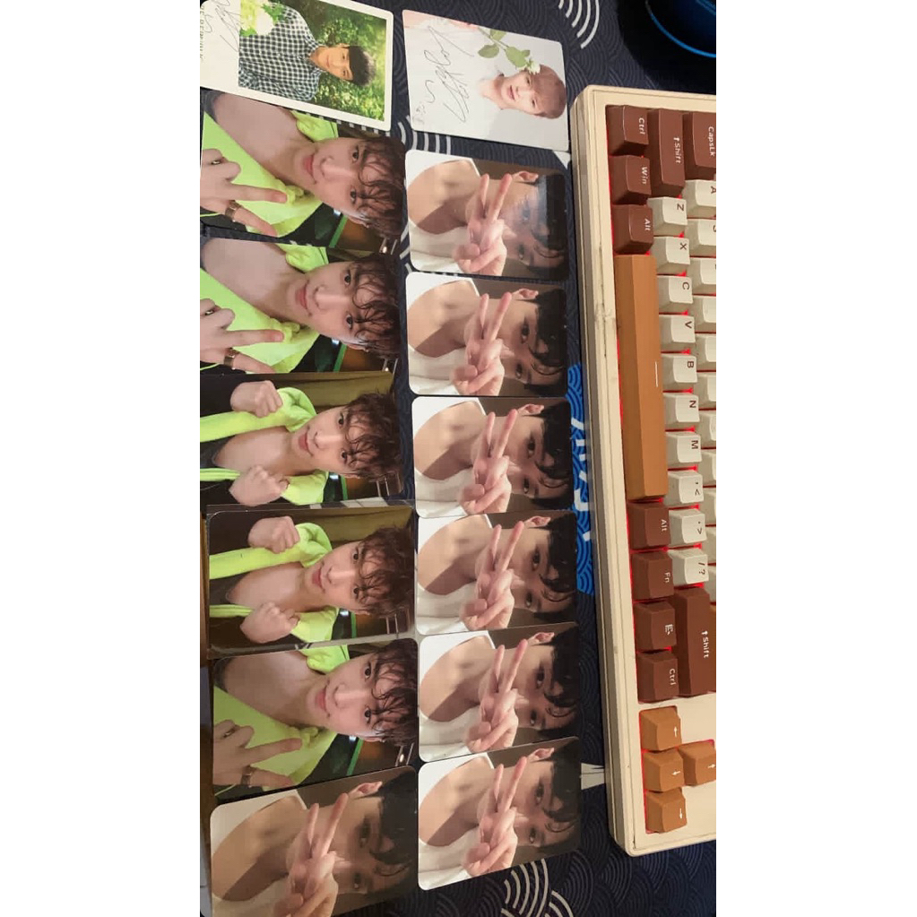 LAY PHOTOCARD (ONBOOKED)