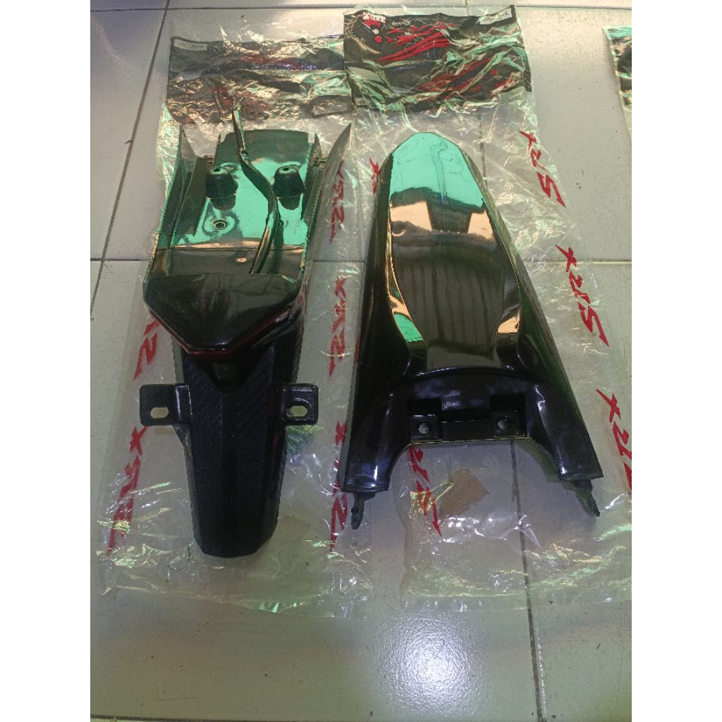 STOPLAMP SPAKBOR BELAKANG PLUS UNDERTAIL SRX RACING KLX 150 BF FREE BAUT