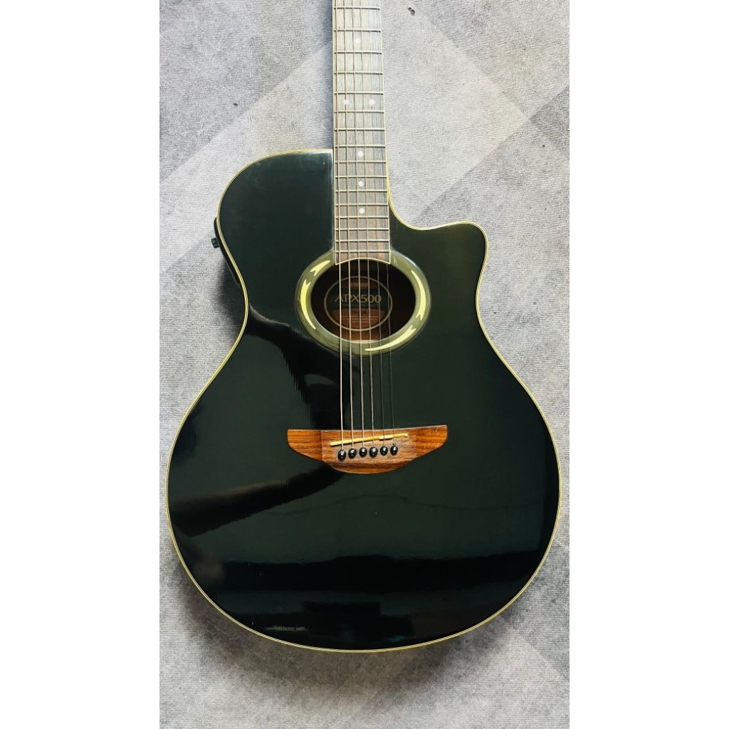 Gitar Akustik Elektrik Yamaha APX500 Original