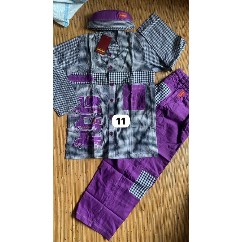 Sale Dannis anak laki-laki size 11