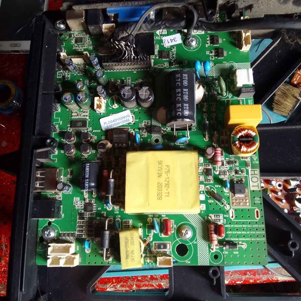 Mesin Tv LED Polytron PLD24D123