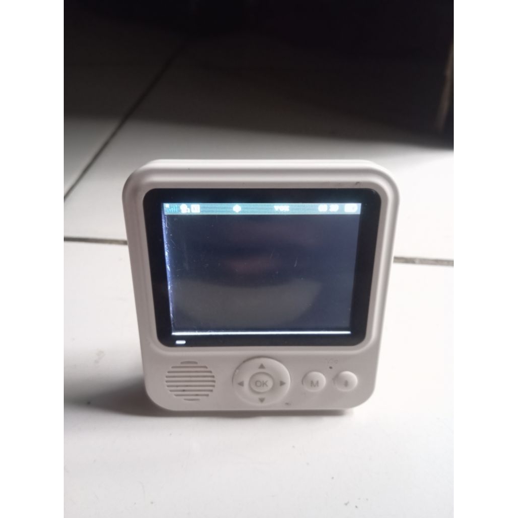 Baby monitor camera second