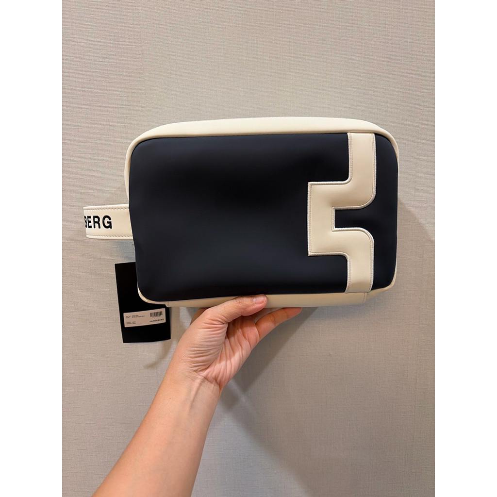 J Lindeberg 24 pouch bag golf