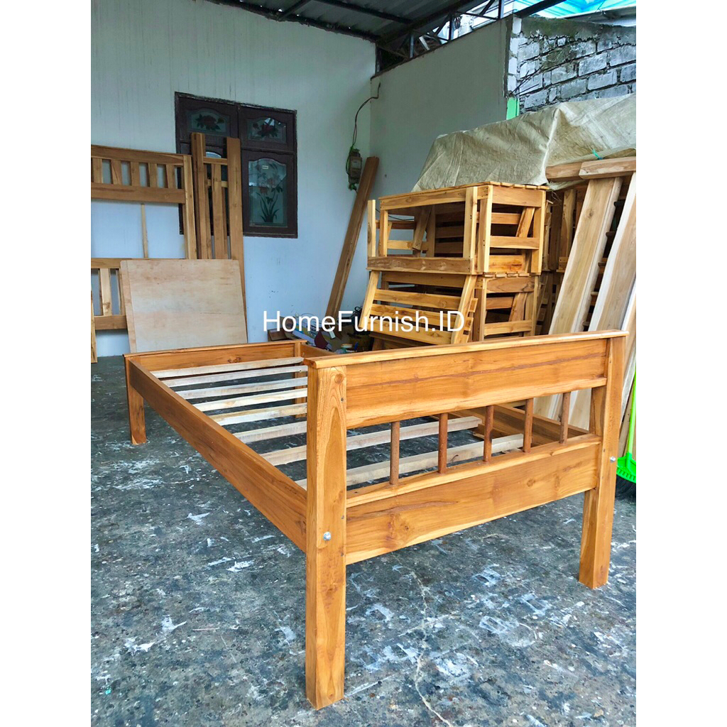 Dipan minimalis / ranjang tempat tidur, berbahan kayu jati single bed