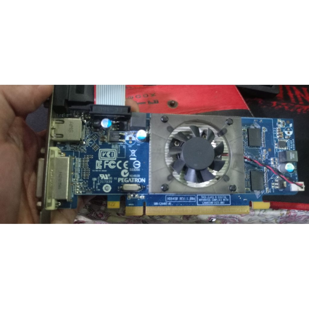 vga AMD Radeon hd 6450 1gb ddr3