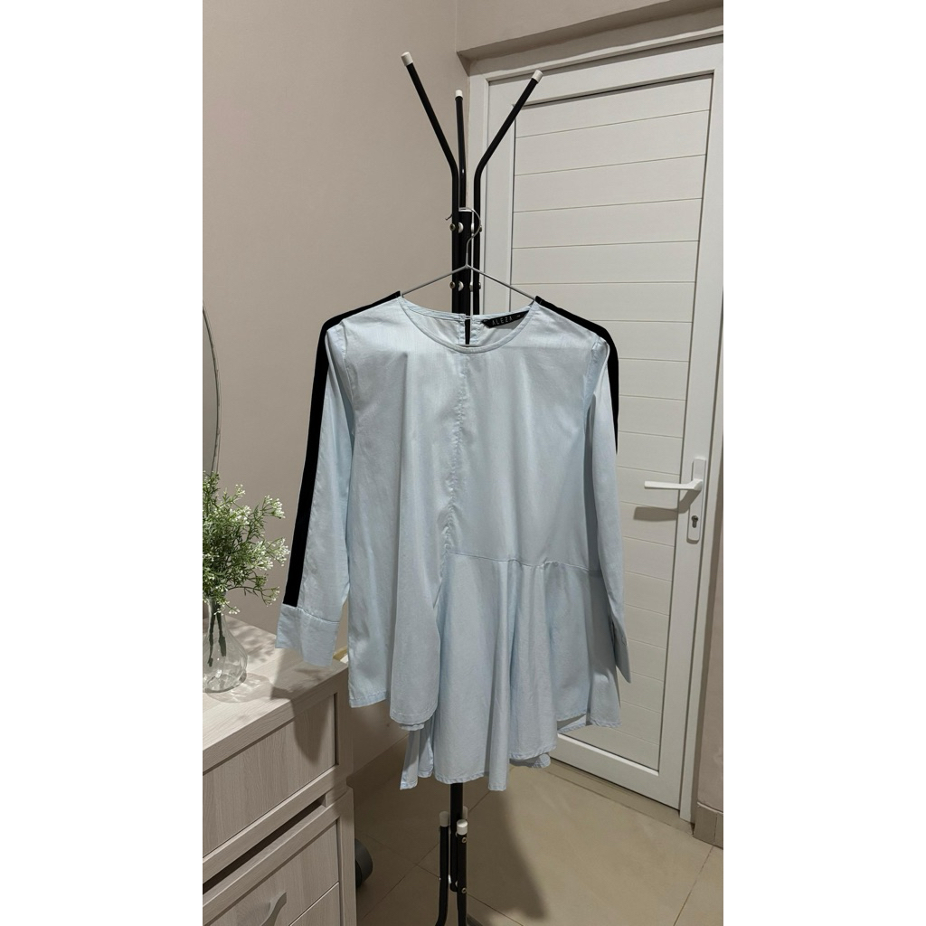 Aleza blouse by @aleza