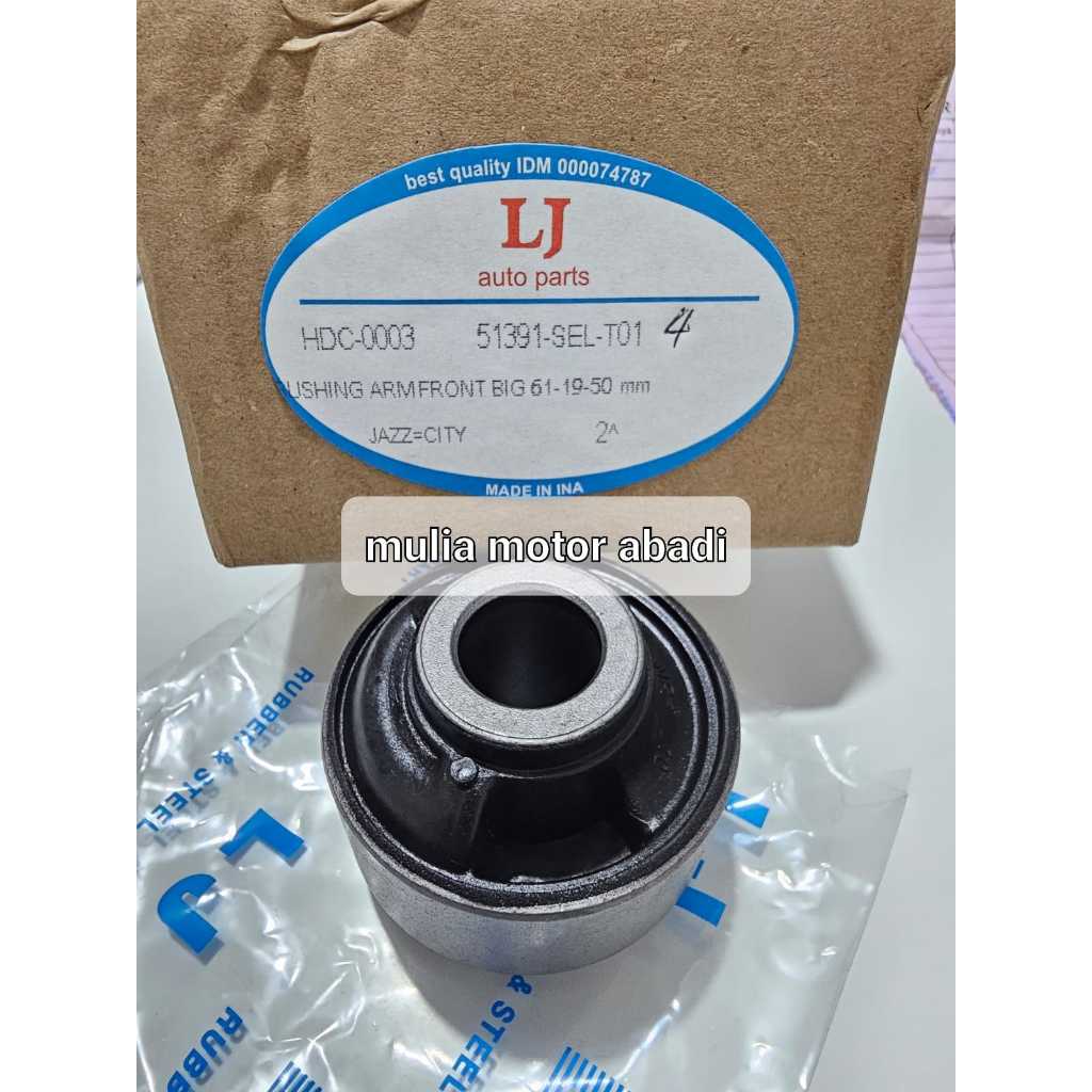 Bushing arm depan besar jazz city 51391 sel t01