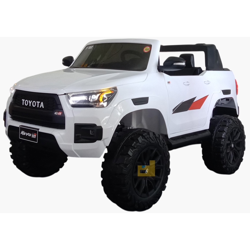 mobil aki hilux volta 5099, putih