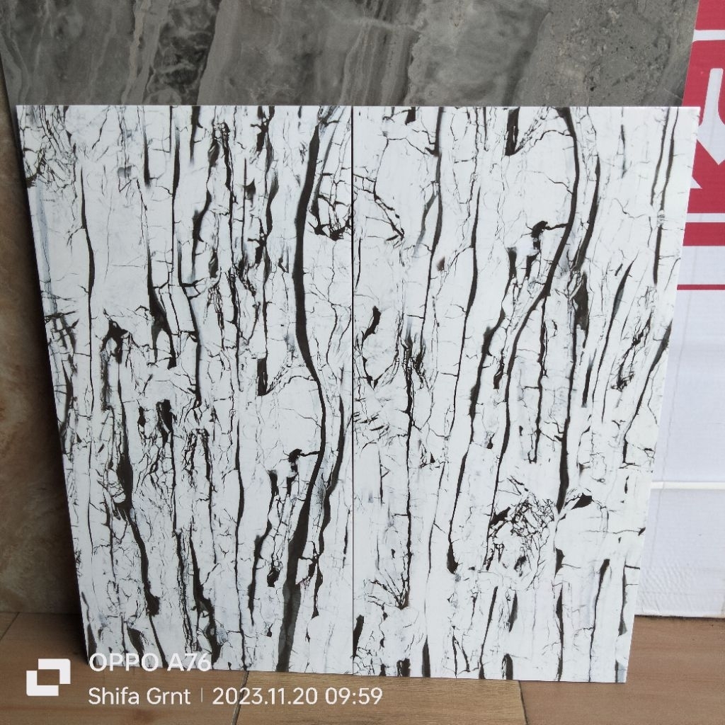 Keramik dingding 30x60.Bornite White/KIA