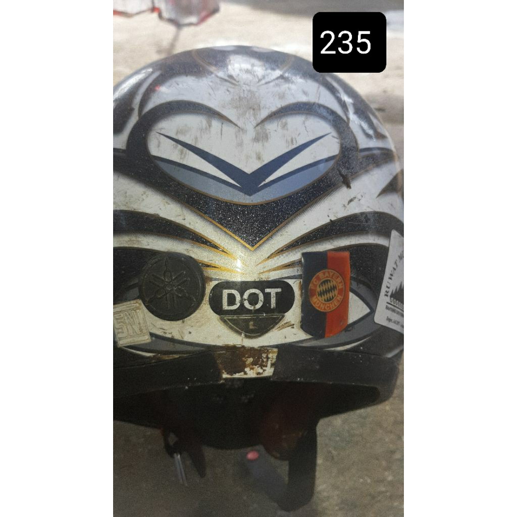 helm kyt cross bonus kacamata bekas