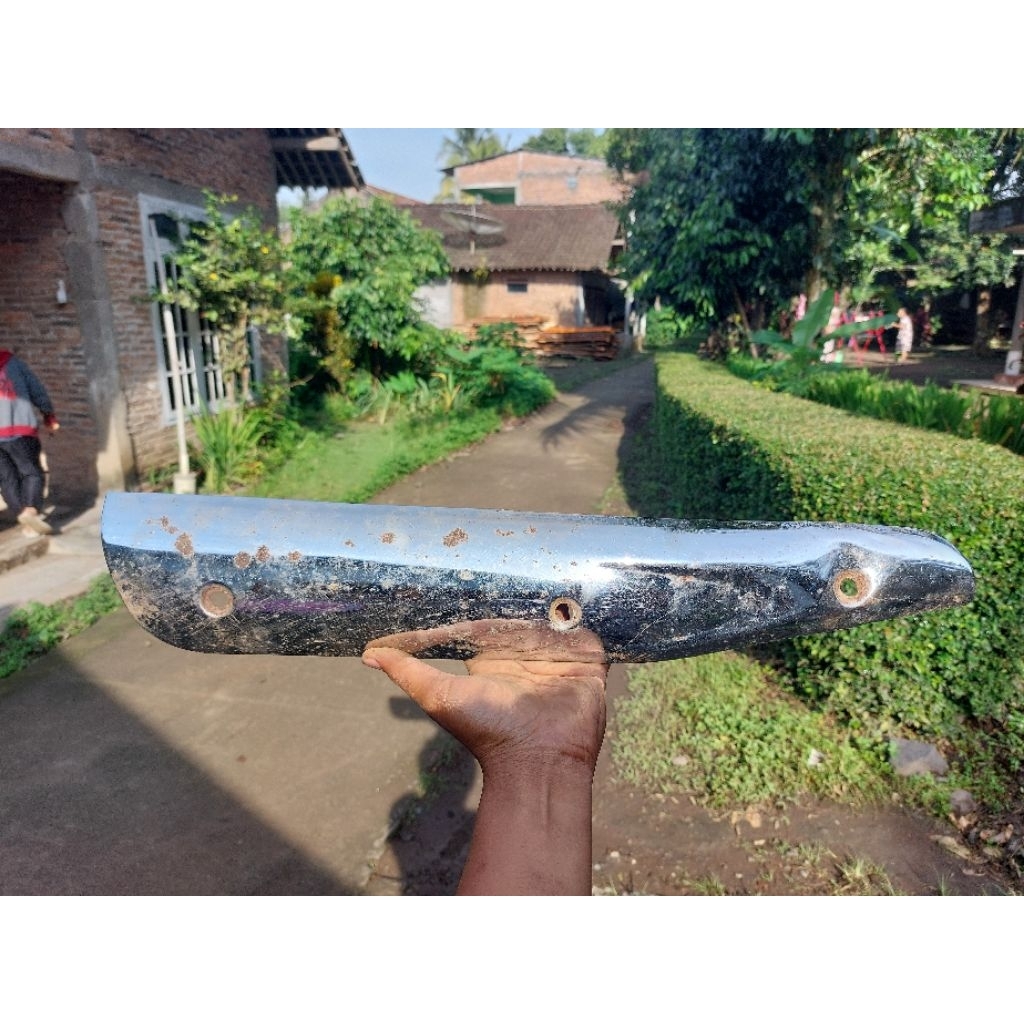 Tameng Knalpot Pelindung Knalpot Kawasaki Zx 130 Zx Original