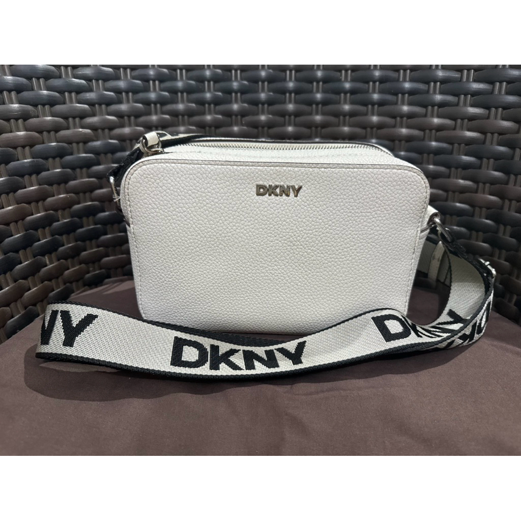 DKNY Cambag Preloved