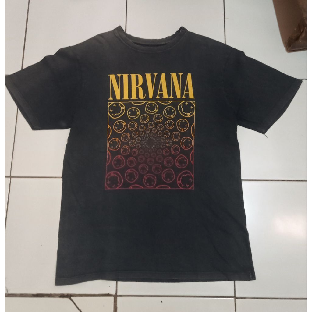 Kaos Band Nirvana Official Tags Second Brand PnB