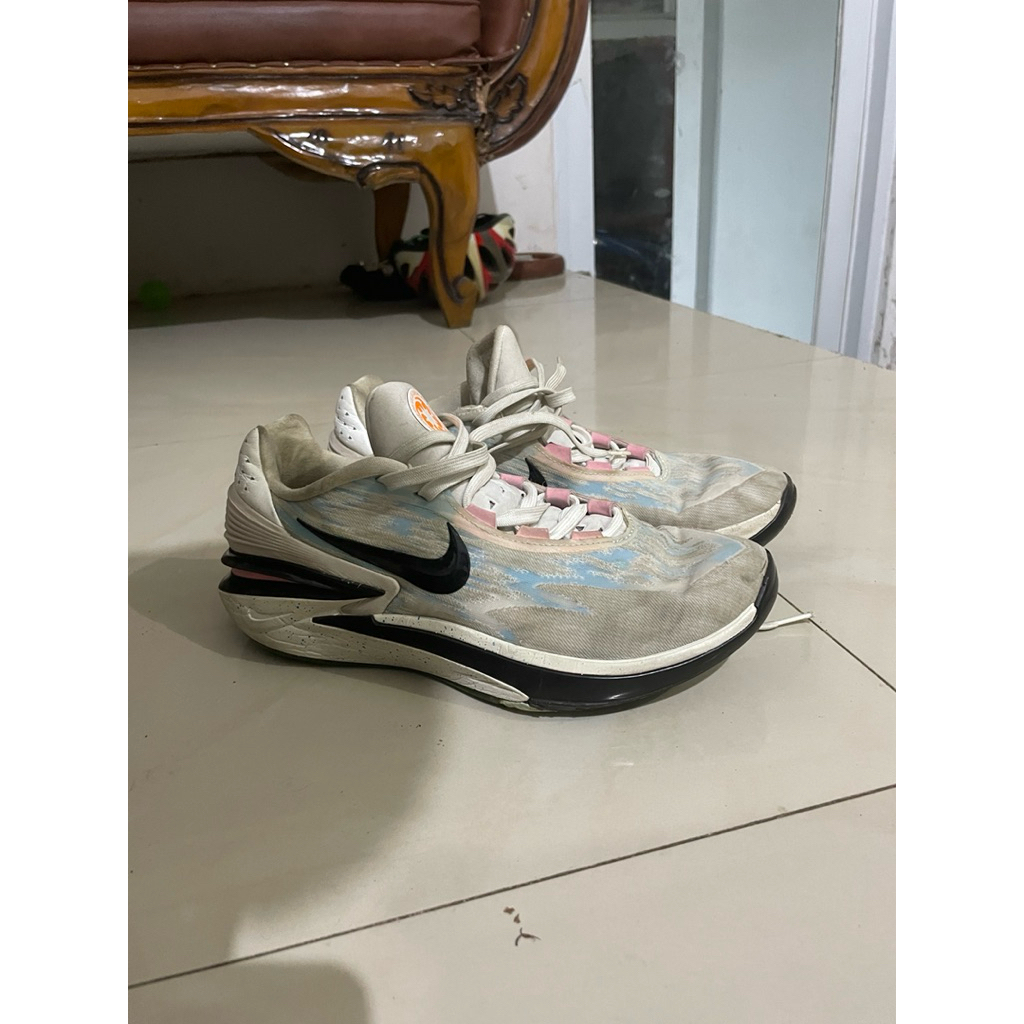 Sepatu Basket Second Gt Cut 2 Size 42,5 ( 27cm )