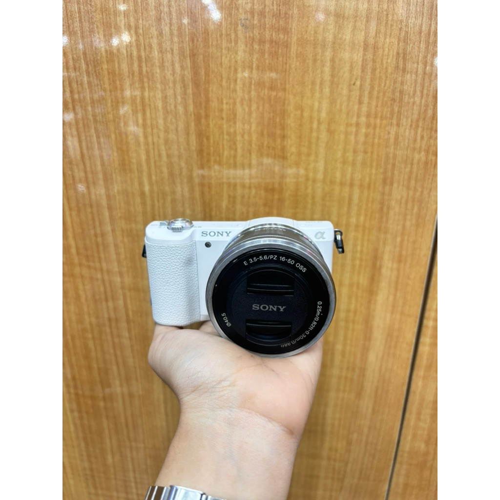 KAMERA SONY A5100 + LENSA KIT MULUS SIAP PAKAI