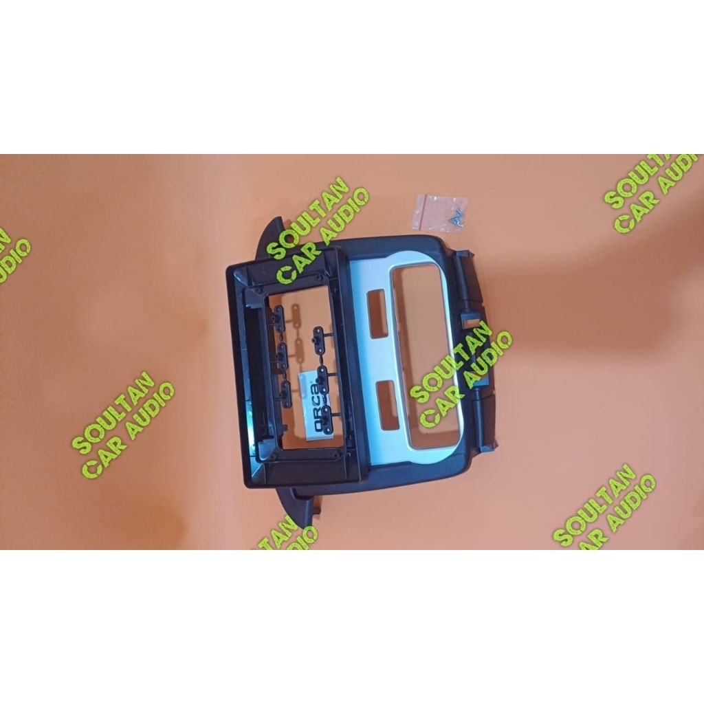 Frame head unit tv mobil android 9 inch mobil Toyota V 2012-2015