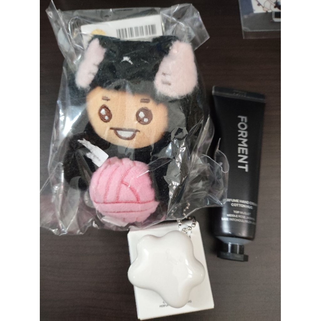 BT21 Shooky Monitor Figurine Forment Cotton Hug