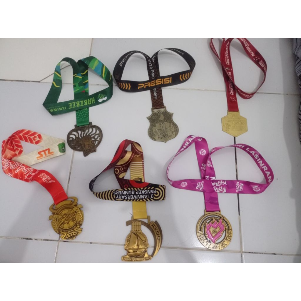 medali finisher running borongan