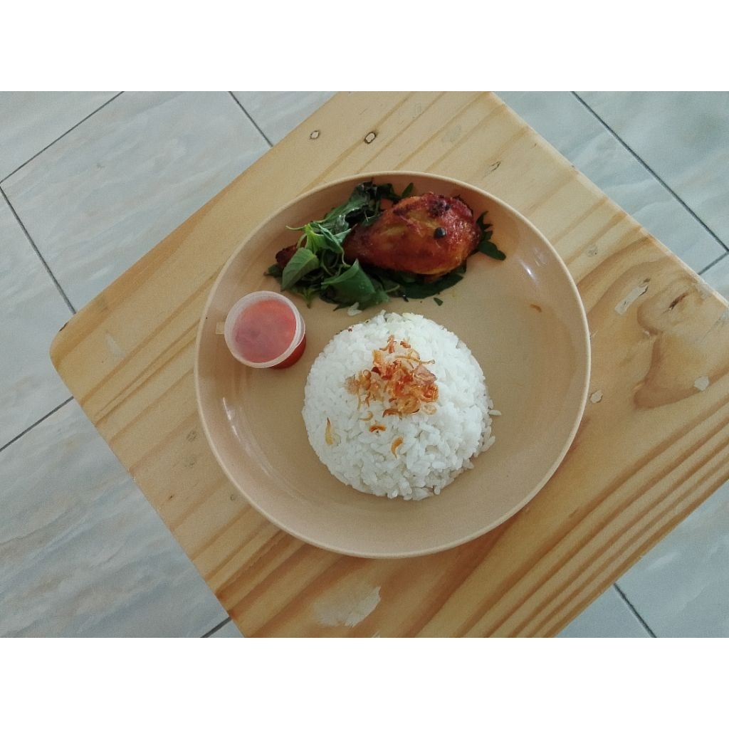 PaketNasiAyamGorengPaha
