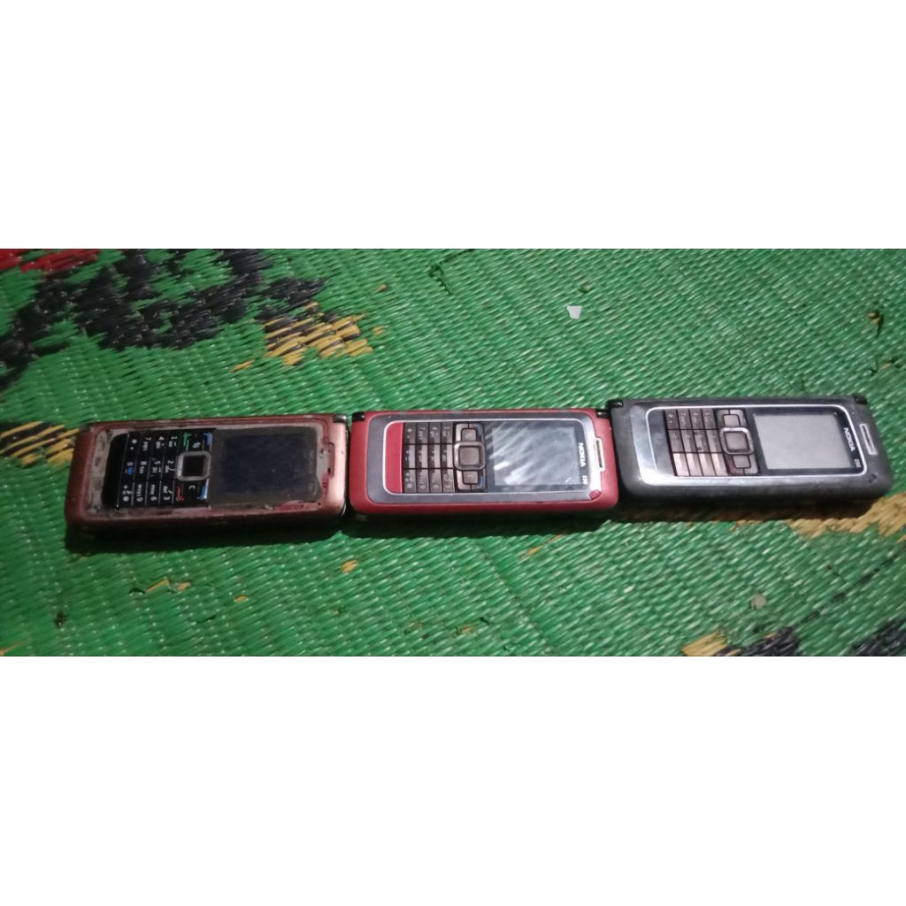 nokia e 90 bahan harga 3 unit