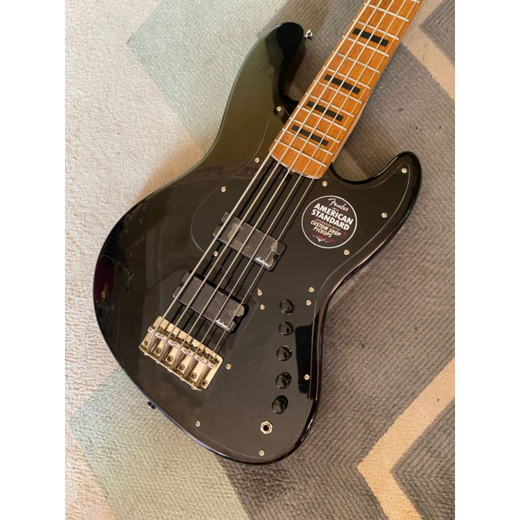 Bass 5string Fender Jazz black preamp aktive