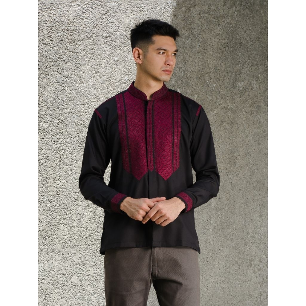 Kemeja Bordir Pria NUC.ID Nizam 02 (Hitam)