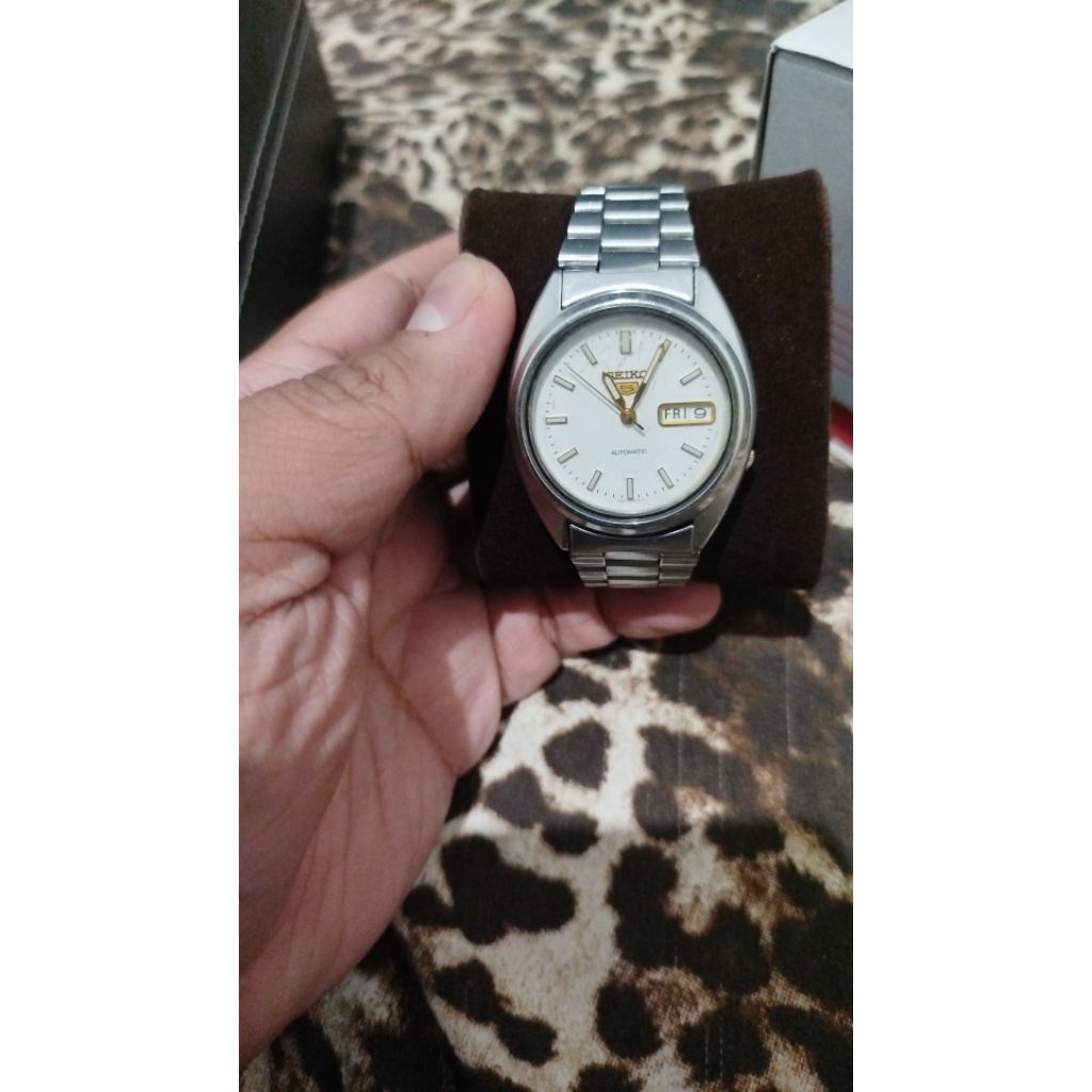 Jam tangan seiko 5 mesin 7s26