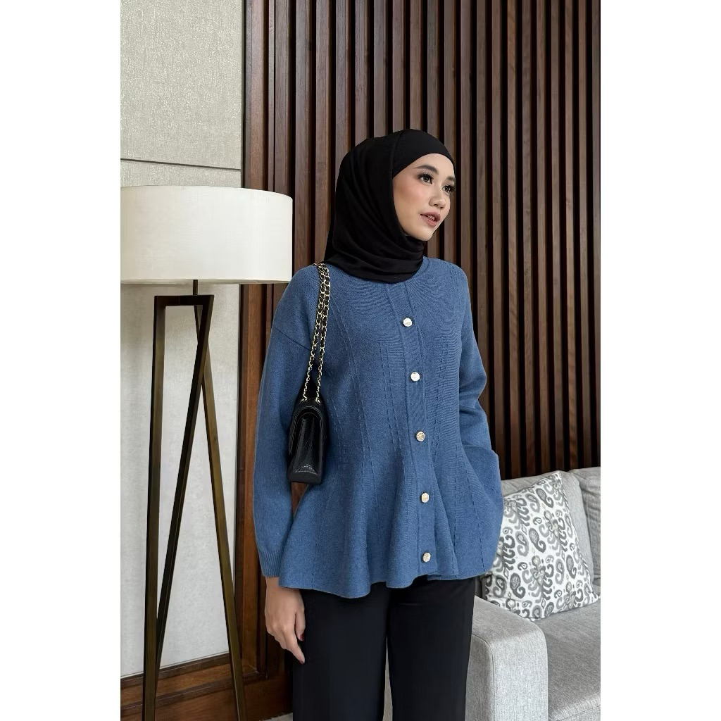 NEW WITH TAG CHEER CARDY GONEGANI, JOE SWEATER GONEGANI, AIGO SWEATER GONEGANI