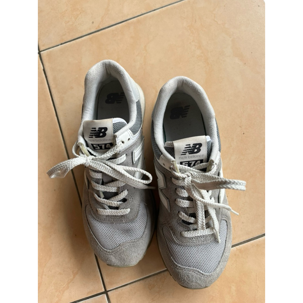 Sepatu Second New Balance 574