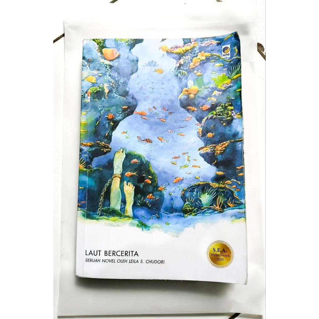 Preloved buku Laut Bercerita  Kondisi Terawat, Cerita Emosional