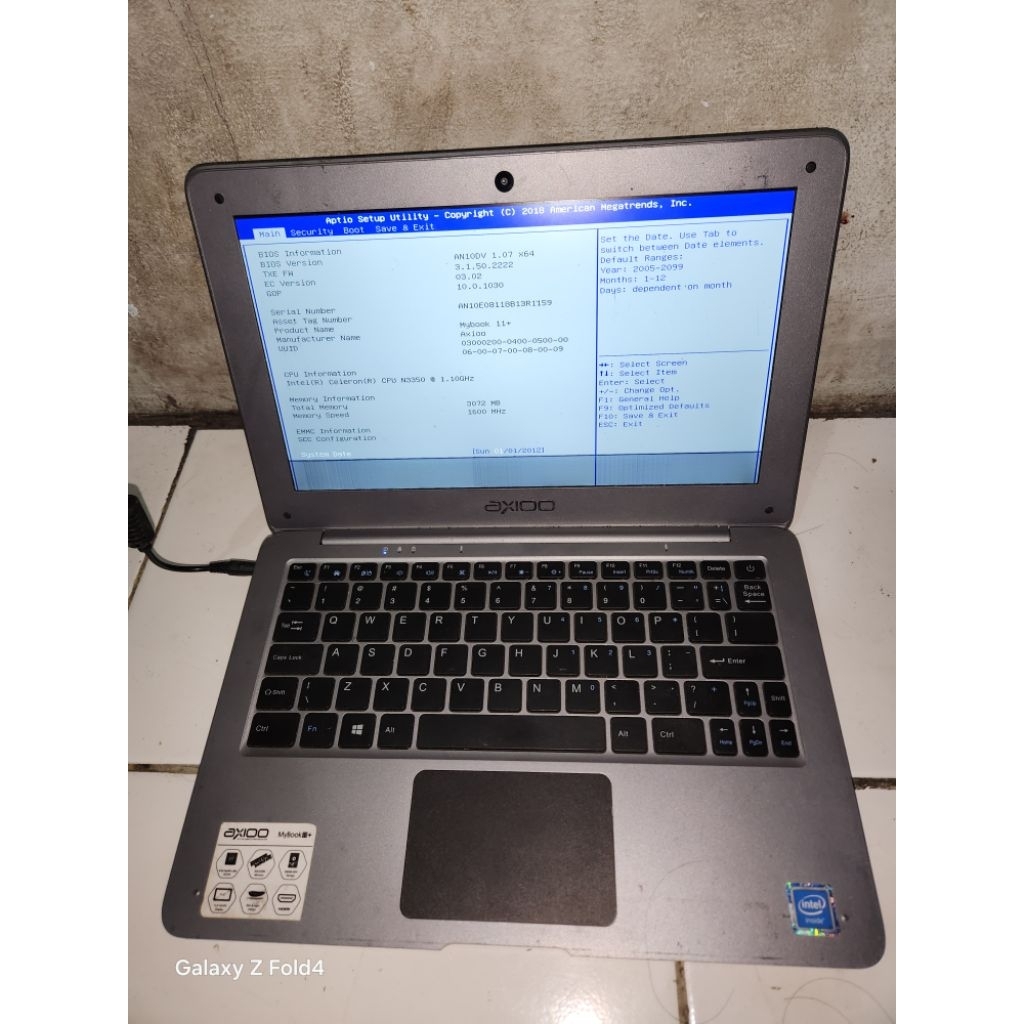 bismillah jual notebook axioo mybook 11+ ram 2 gb hardisk 500 gb tpi rusak kndsi mesin nyala tpi ngg