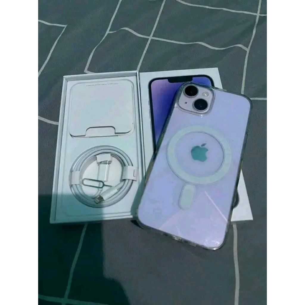 iPhone 13 128GB - Pilihan Warna Menarik, Segel Asli, Garansi Resmi