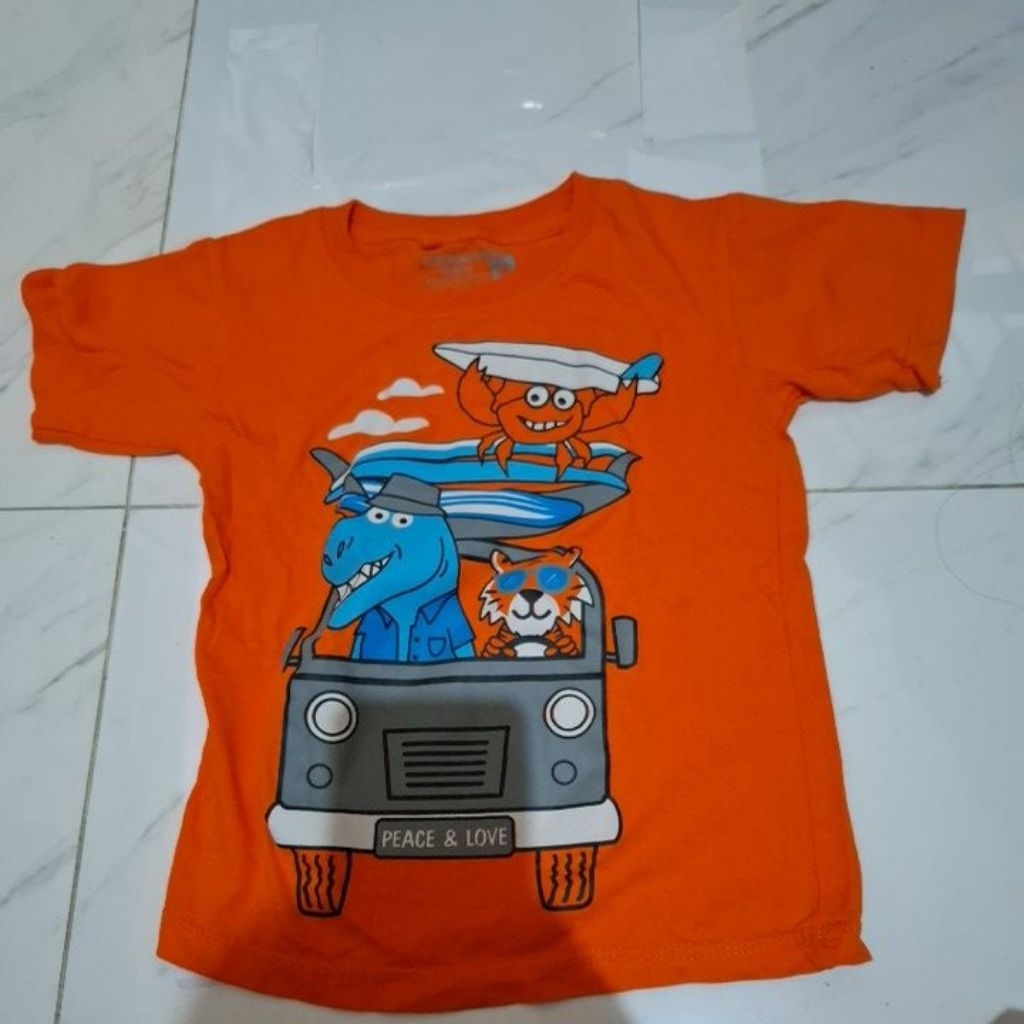 preloved kaos anak warna orange merk clothing distro