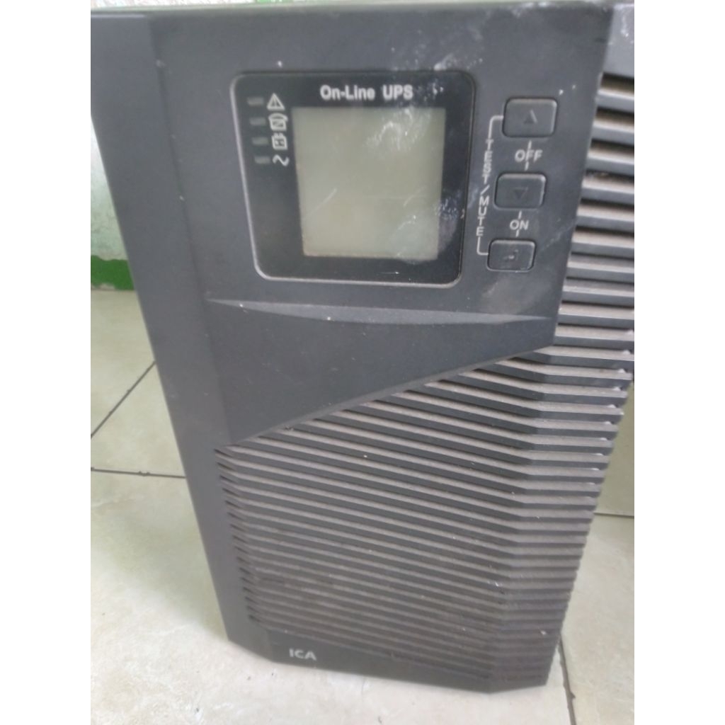 UPS ICA SE2100 2000VA