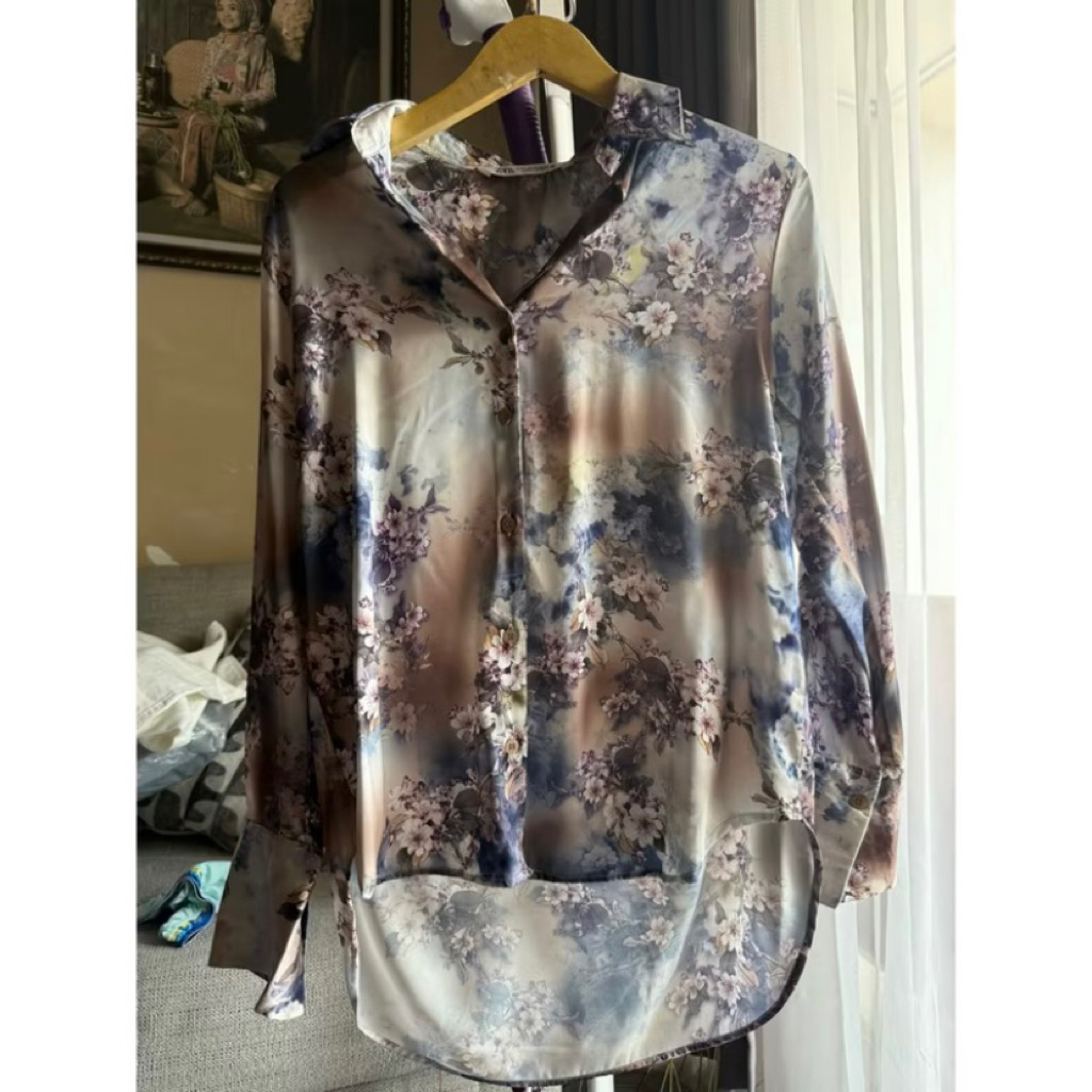 Preloved blouse silk zara size s