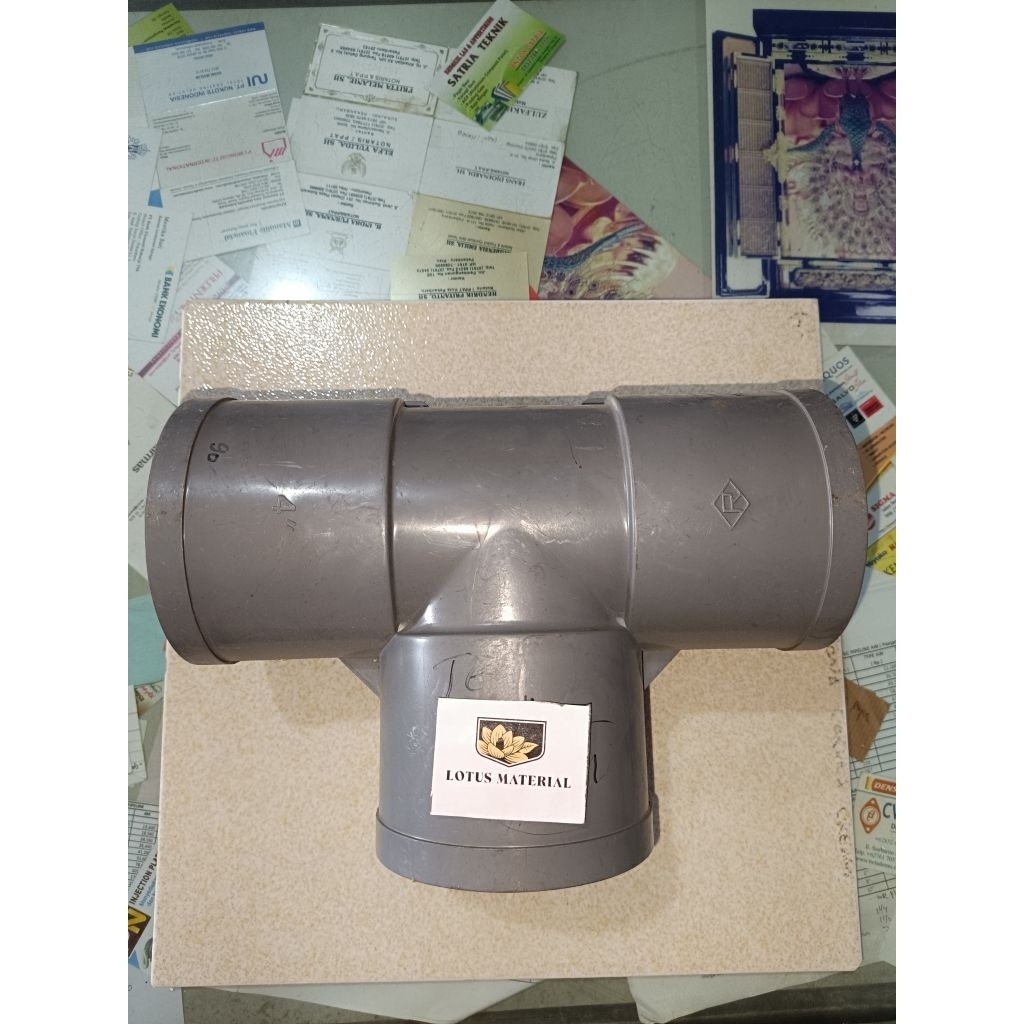 Tee 4" AW / tee PVC Rucika 4" / Tee Rucika 4" Aw / Tee Aw 4" Rucika / sambungan Pipa / fitting pipa 