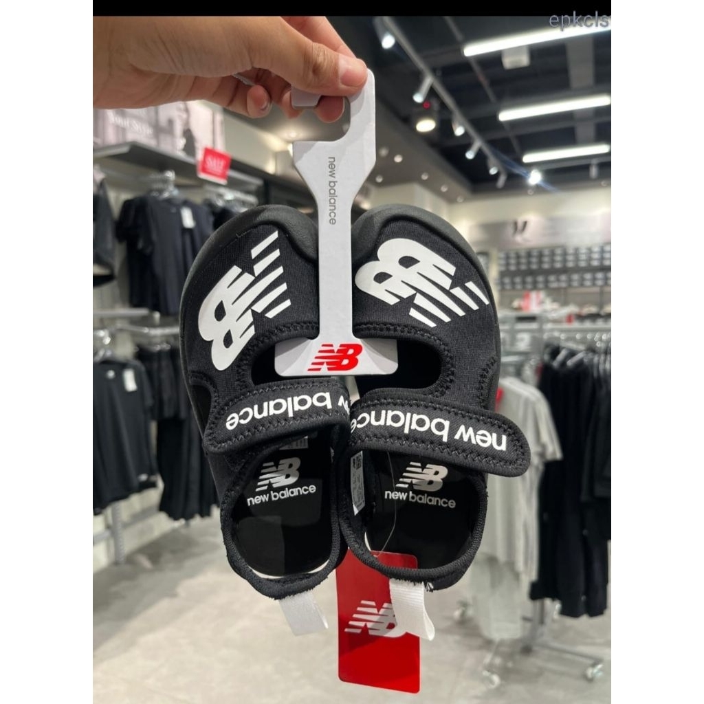 sepatu sendal anak new balance Original store