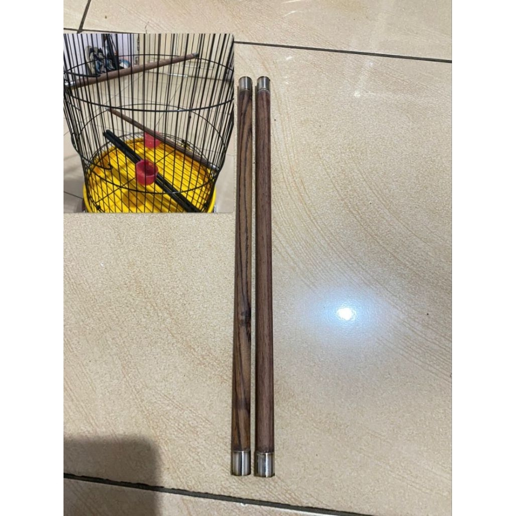 tangkringan sonokeling sangkar Lovebird.