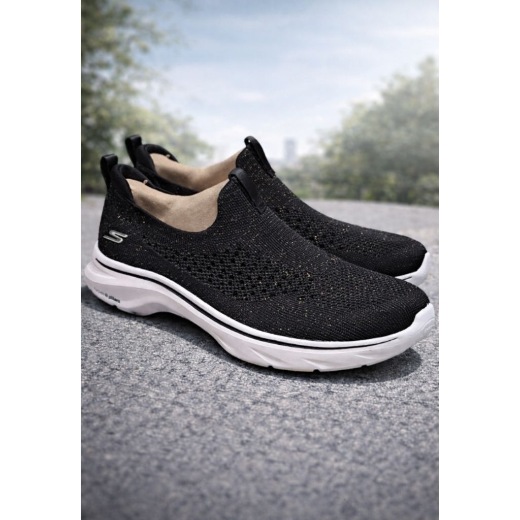 Skechers women sneakers SALE