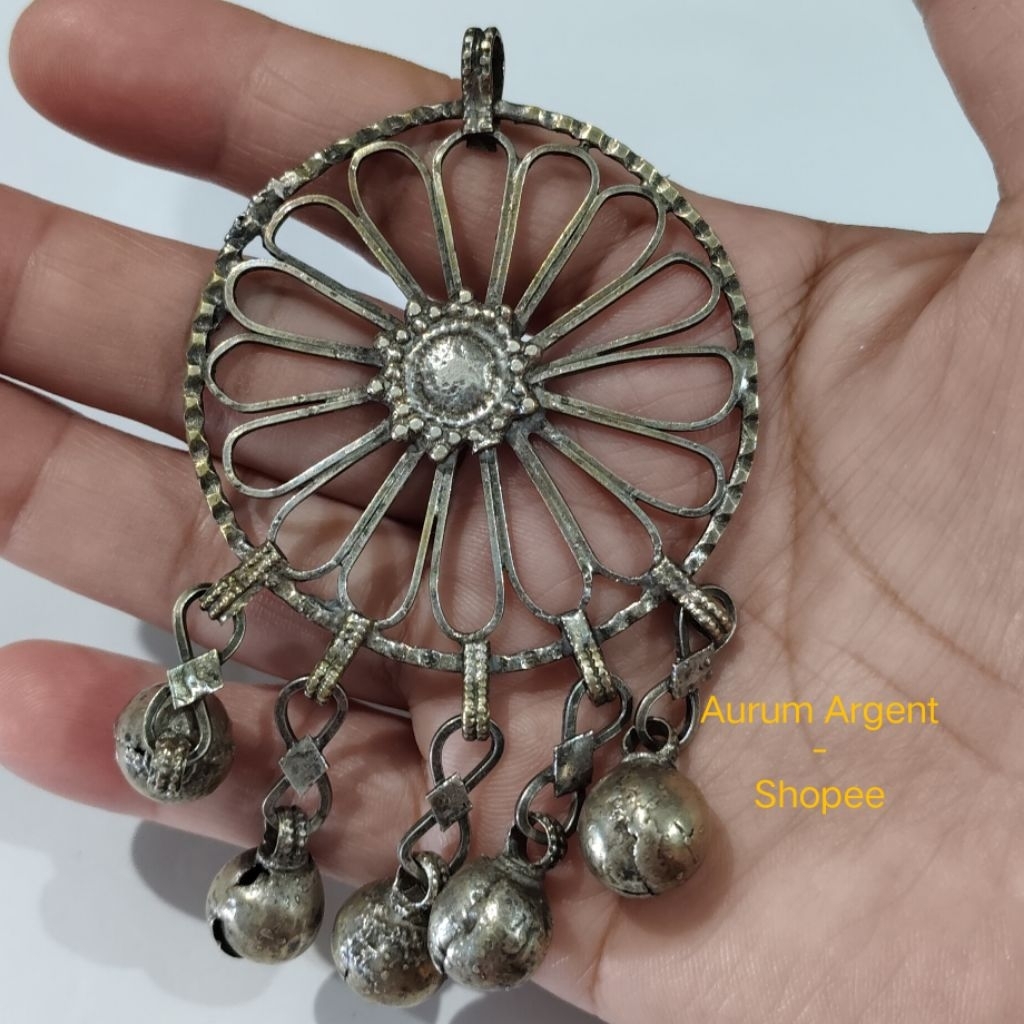 C.LT.15S-- 1 PC LIONTIN PERAK ASLI - ANTIK. -- PENDANT  SILVER --