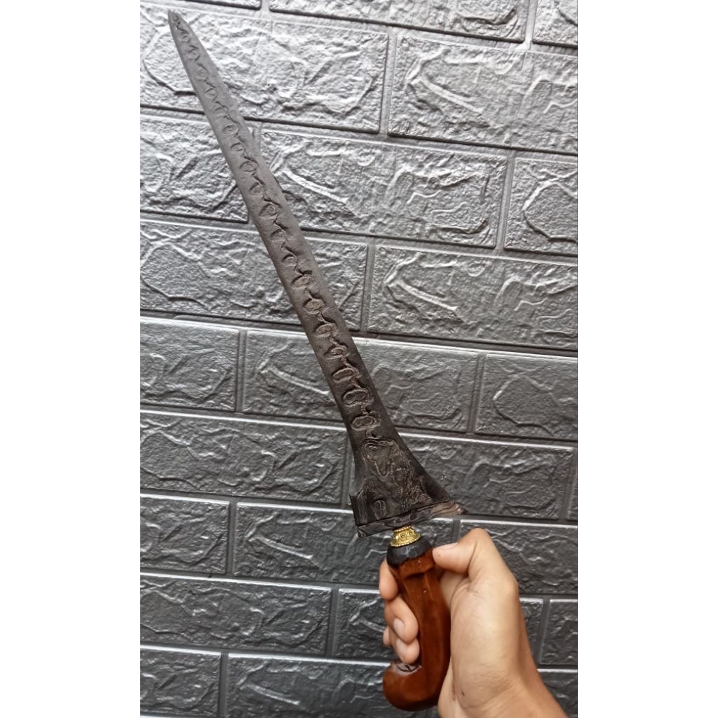 Keris Sepuh Pamor Melati Rinonce