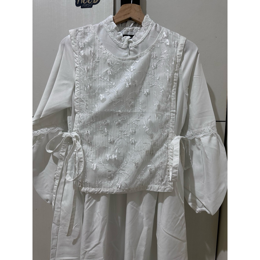 Preloved Betari Dress by Mysha_iwearmysha