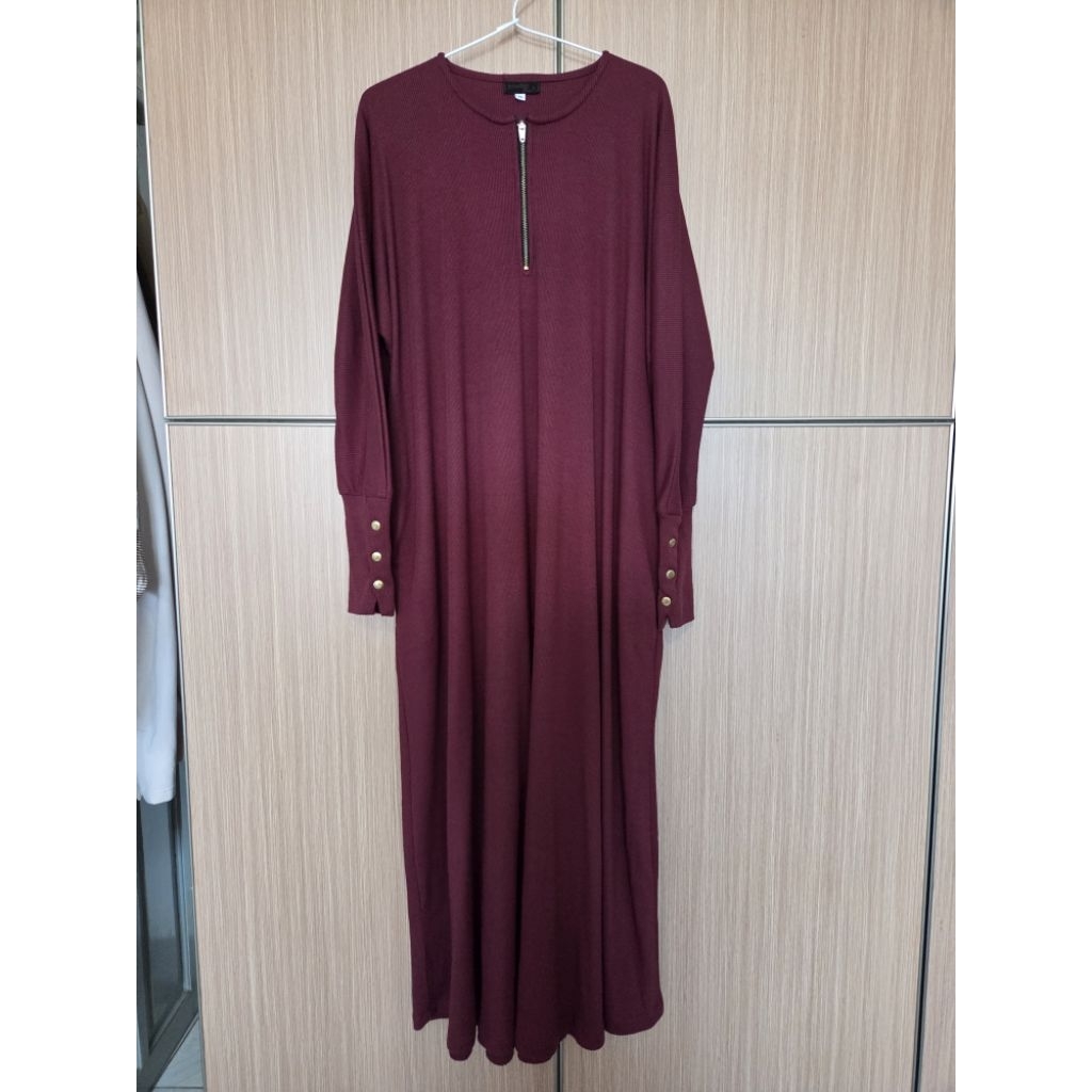 Preloved Larissa Abaya Knit