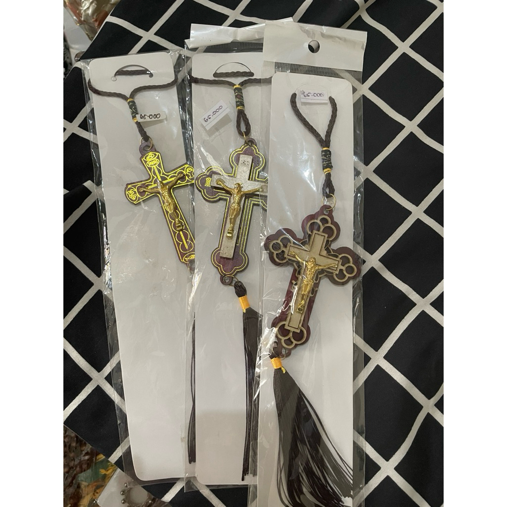 salib gantung hiasan mobil / hiasan mobil / pajangan mobil