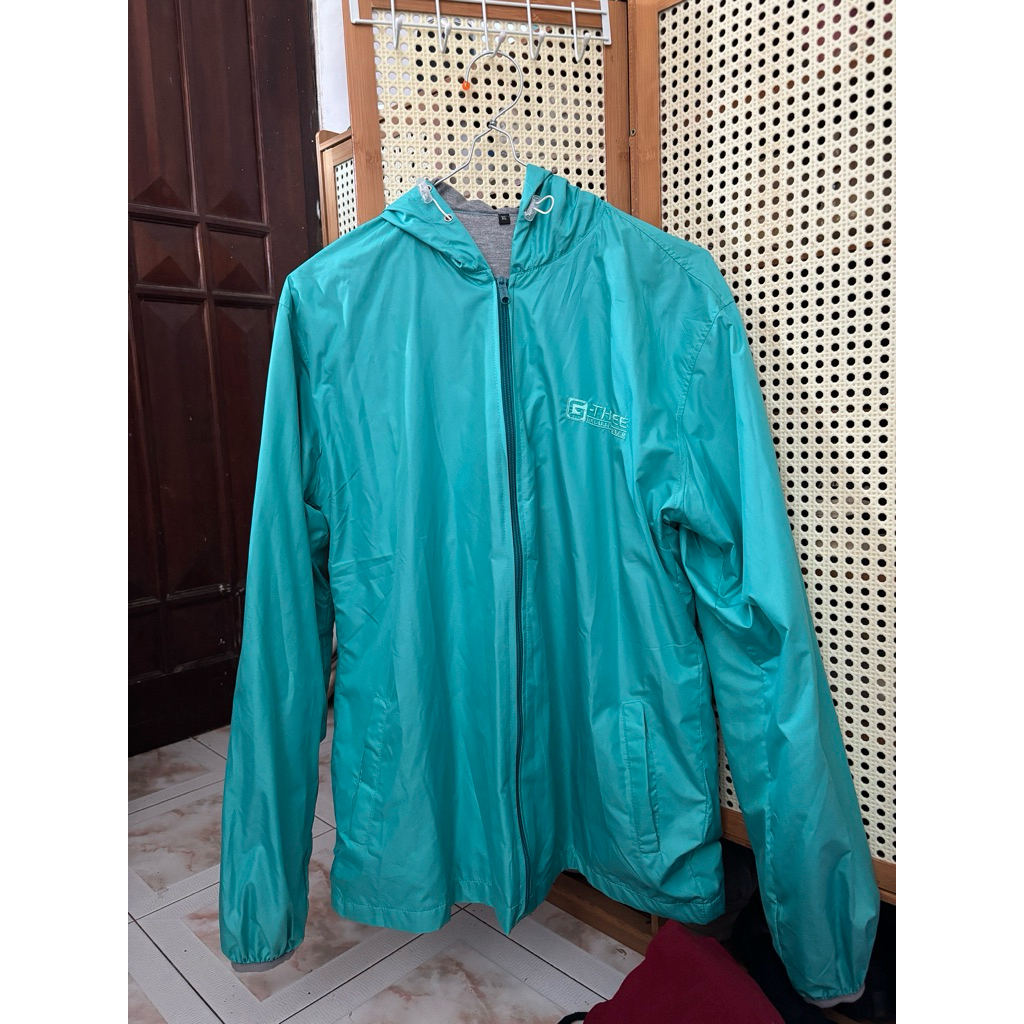 (Like New) Jaket three exclusive wear hijau tosca