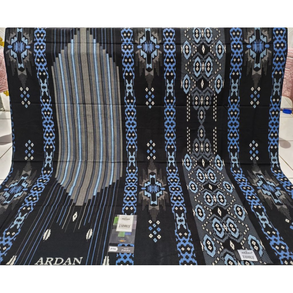 Sarung Terbaru Ardan Family Gold Hitam | Sarung Ardan Family Silver Hitam