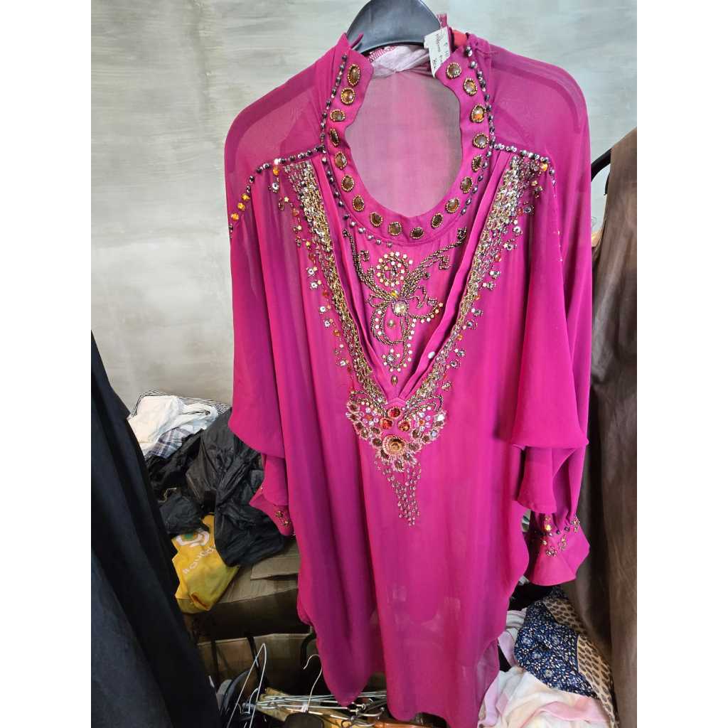 [PRELOVE] Kaftan/Tunik Chiffon Fuchsia Mewah dengan Detail Payet